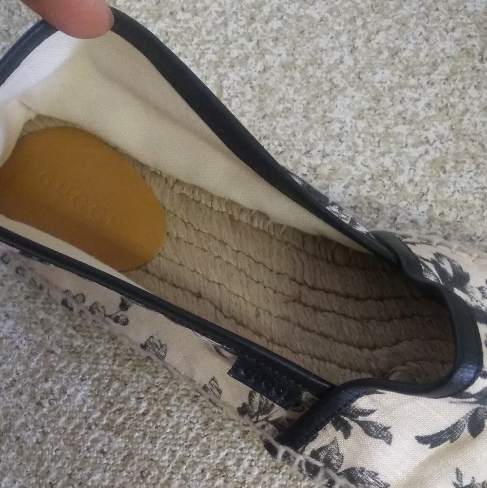 Gucci Pillar Espadrille Flats - Picture 3 of 8